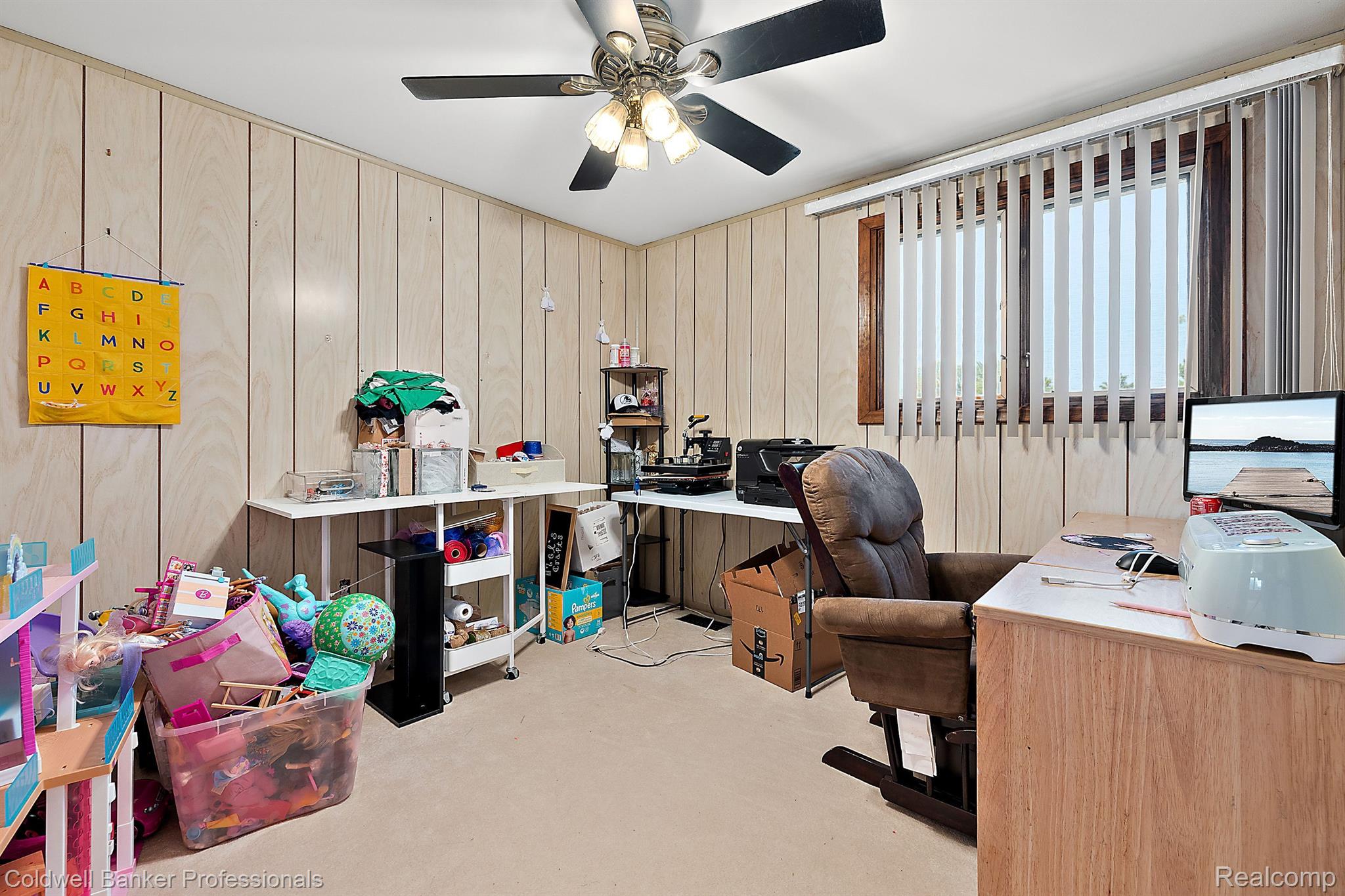 20644 MAPLEWOOD Court