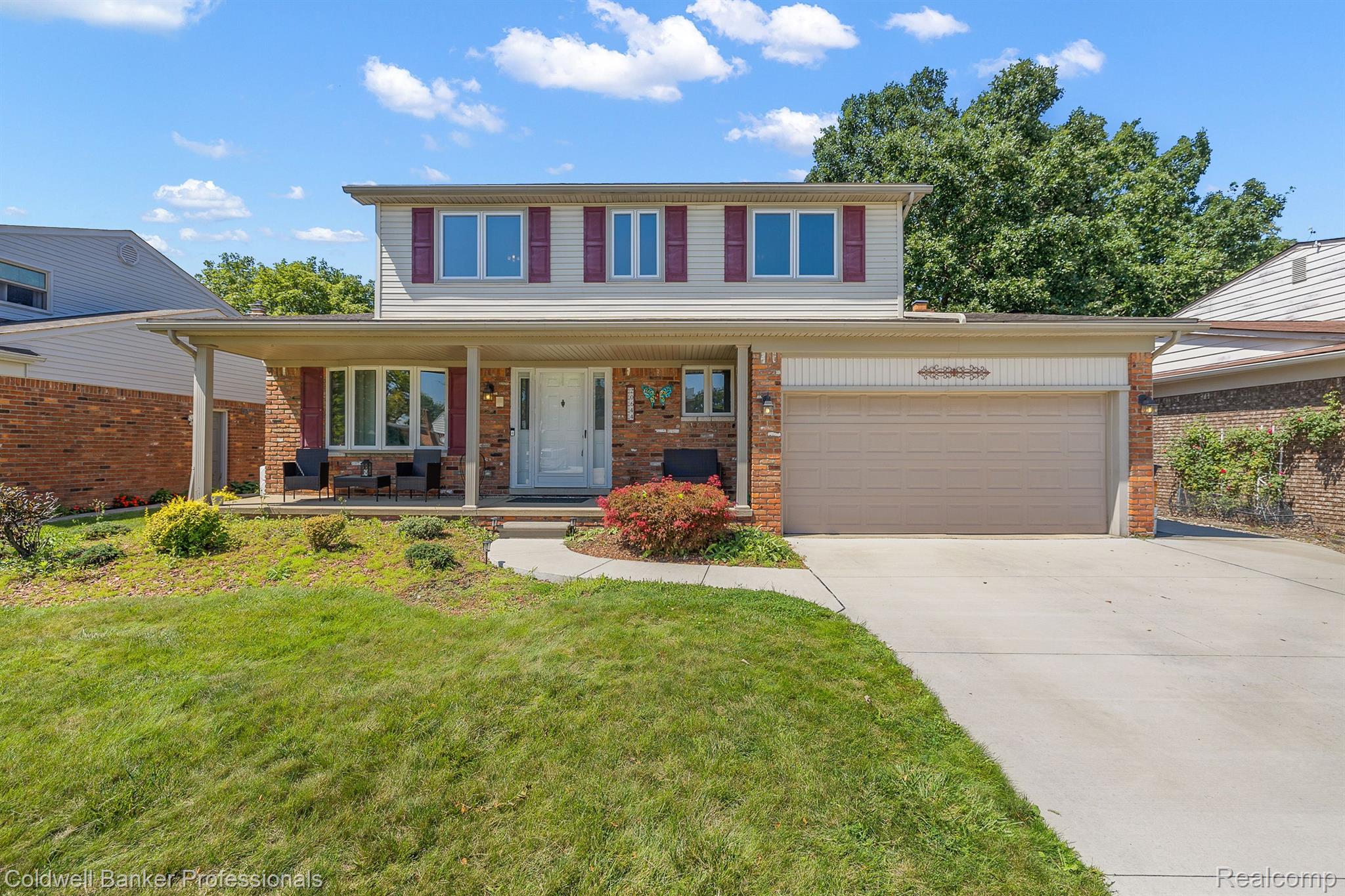 20644 MAPLEWOOD Court