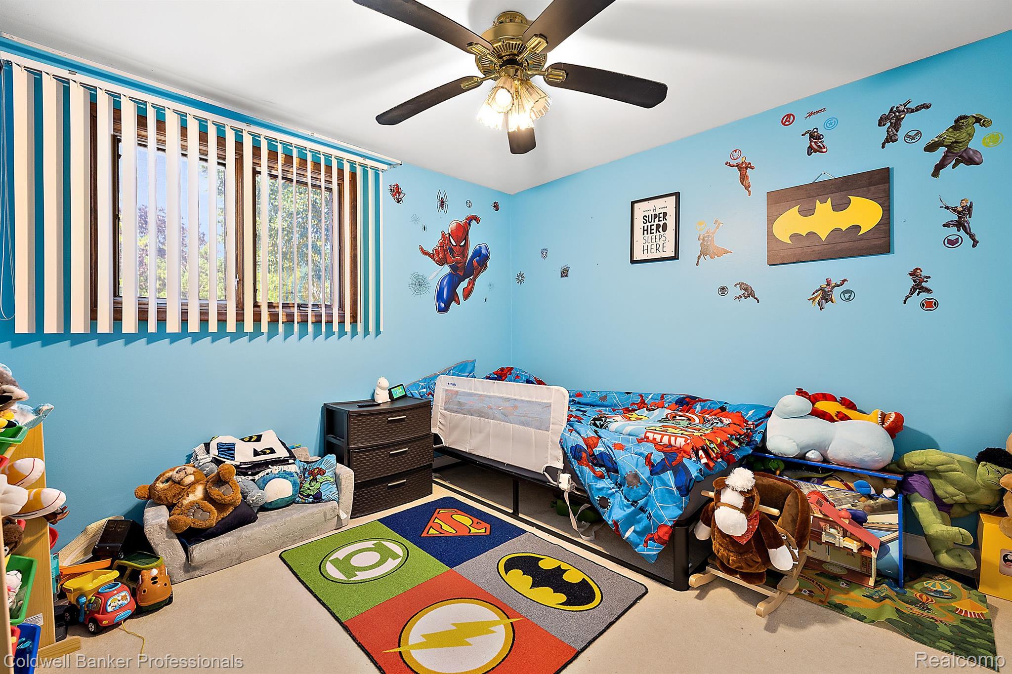 20644 MAPLEWOOD Court