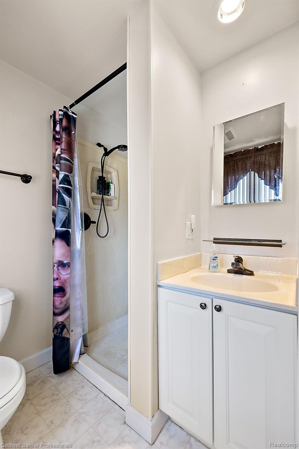 20644 MAPLEWOOD Court