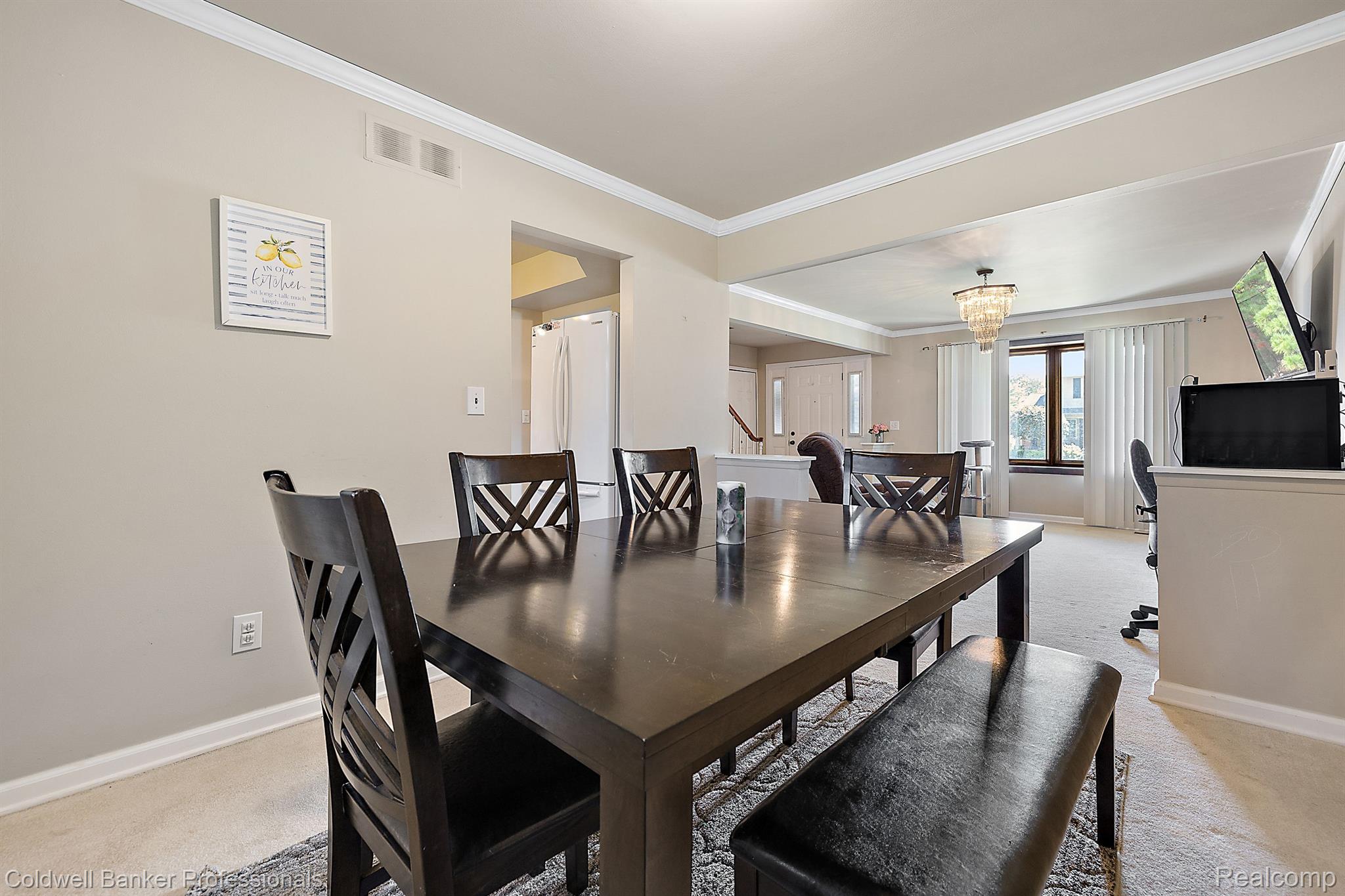 20644 MAPLEWOOD Court