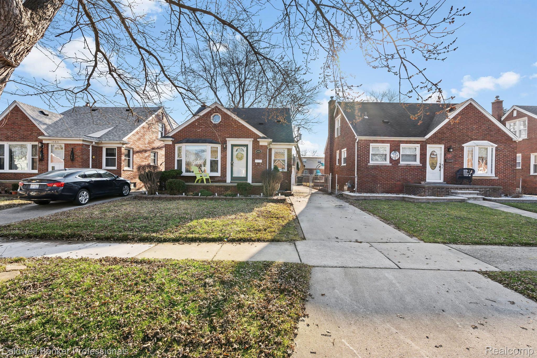 14837 ANGELIQUE Avenue