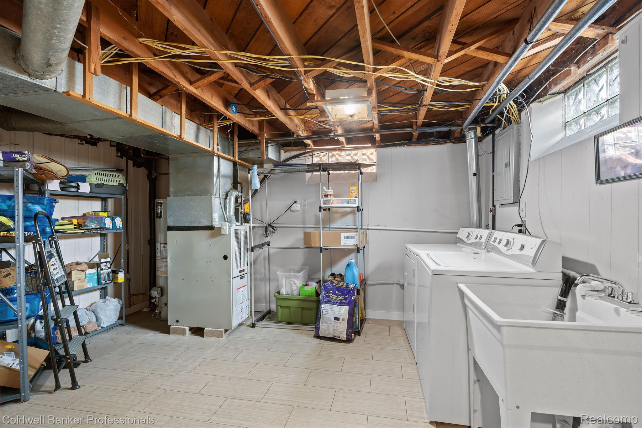 14837 ANGELIQUE Avenue