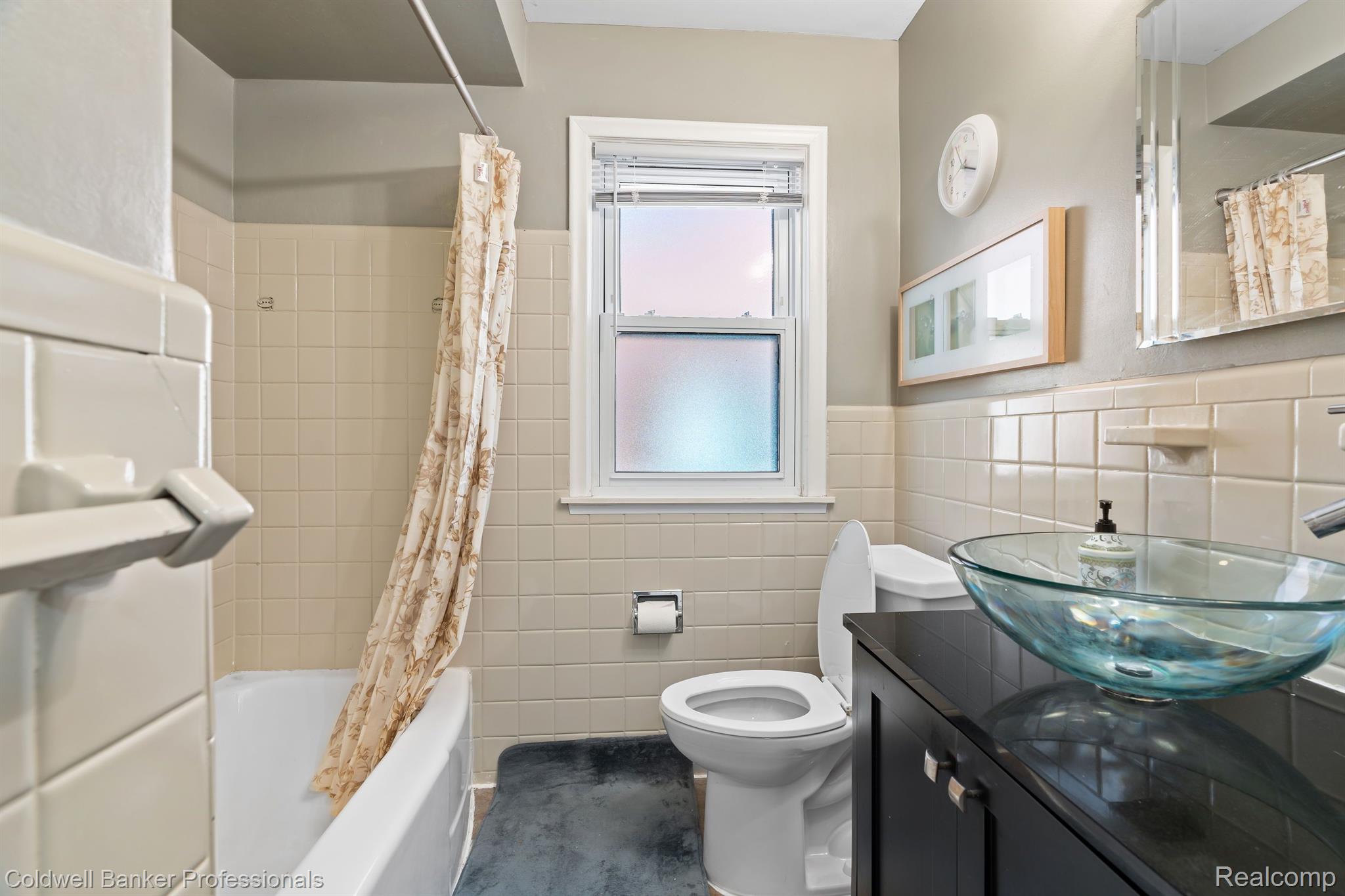 14837 ANGELIQUE Avenue