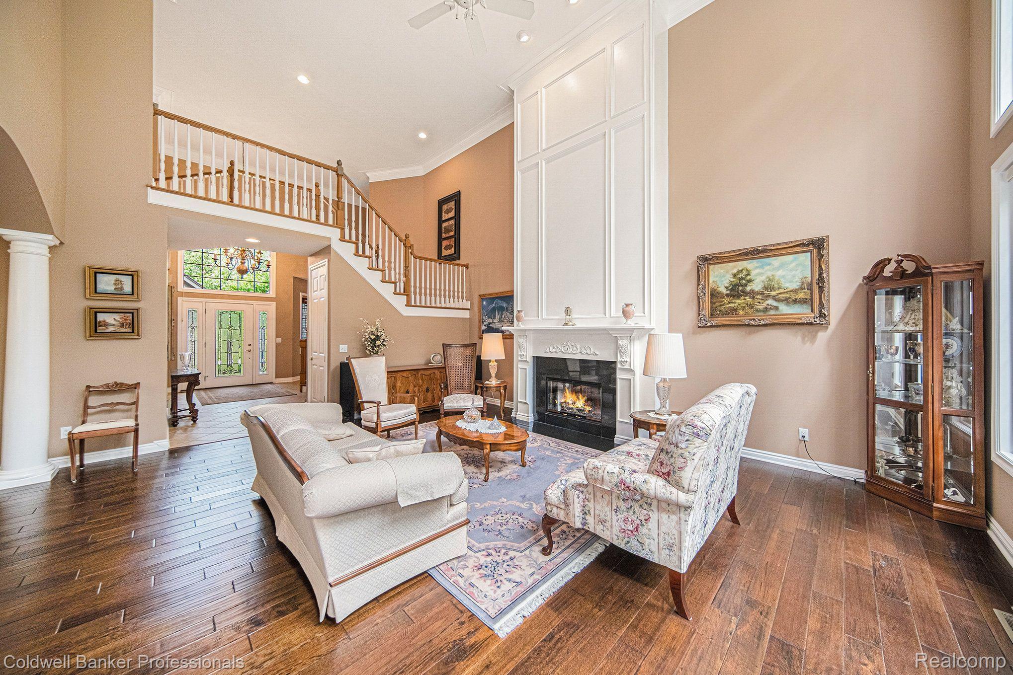6530 ENCLAVE Drive