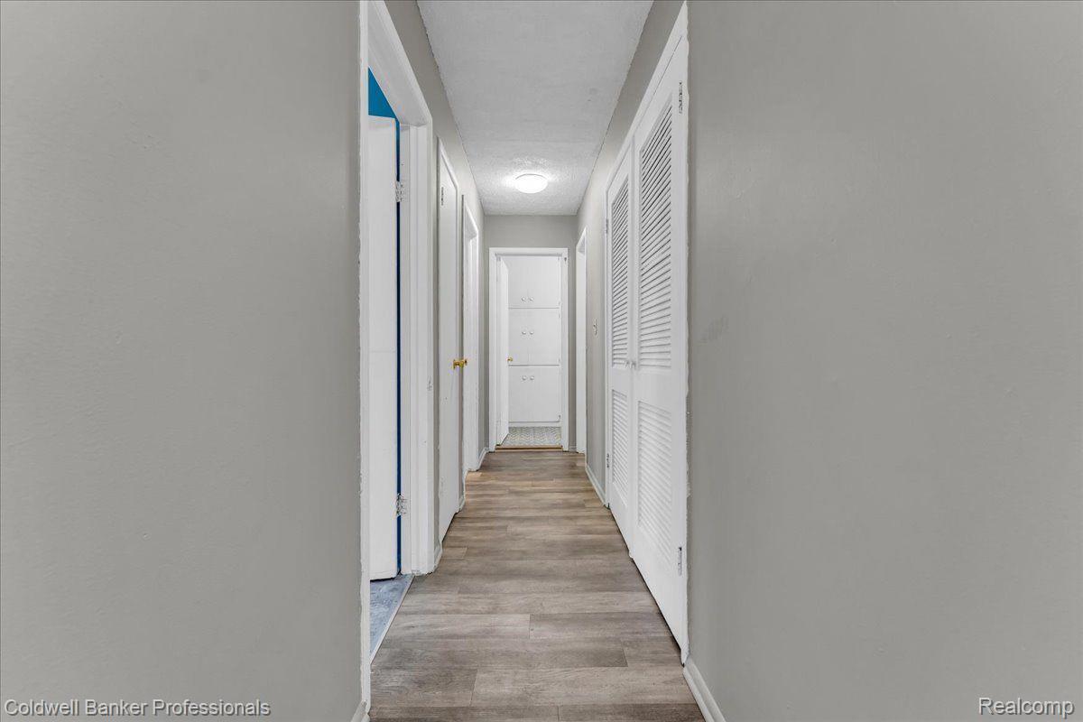 2697 LITTLETELL Avenue