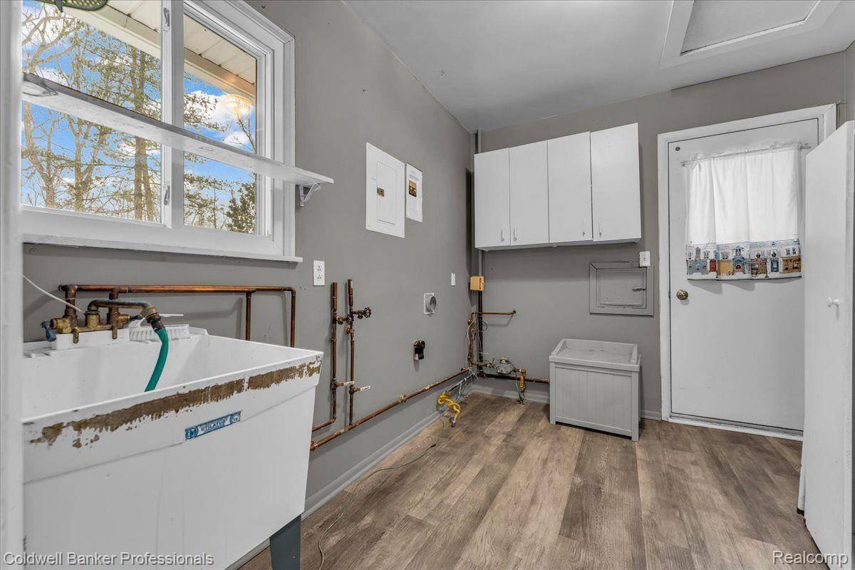 2697 LITTLETELL Avenue