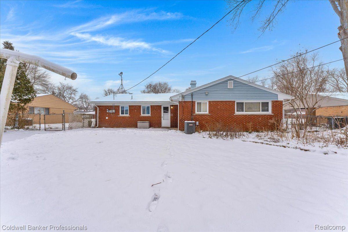 2697 LITTLETELL Avenue