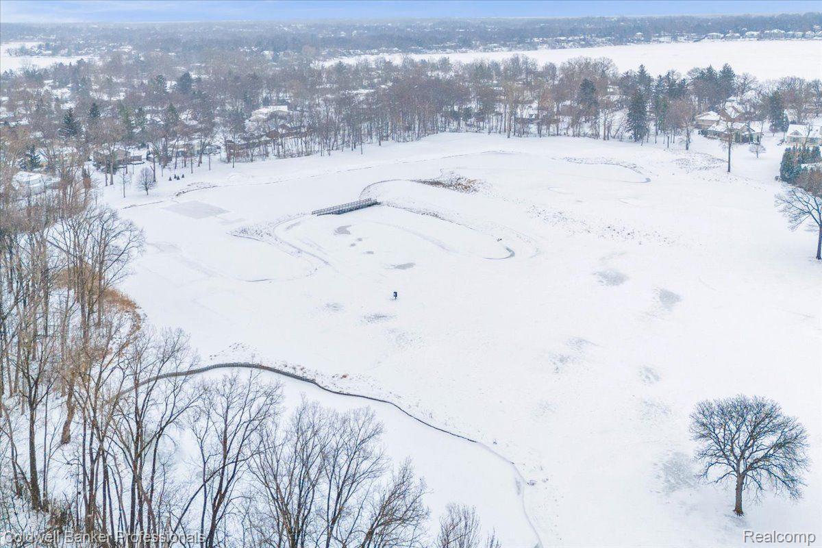 2697 LITTLETELL Avenue