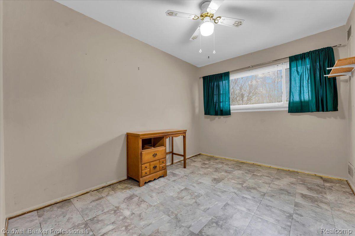 2697 LITTLETELL Avenue