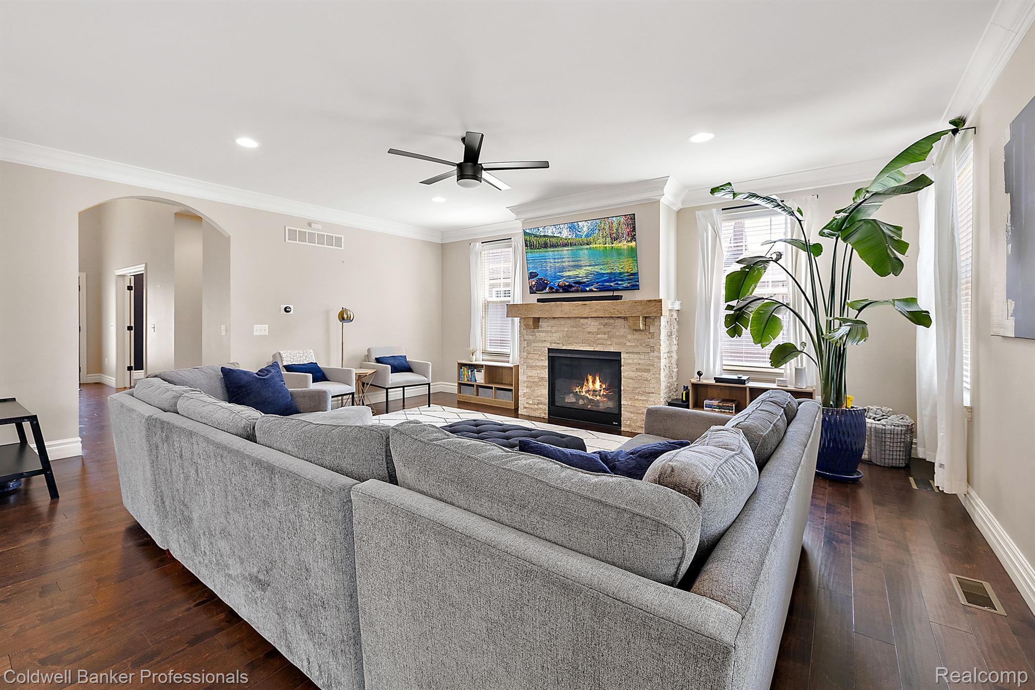 1002 ETOWAH Avenue