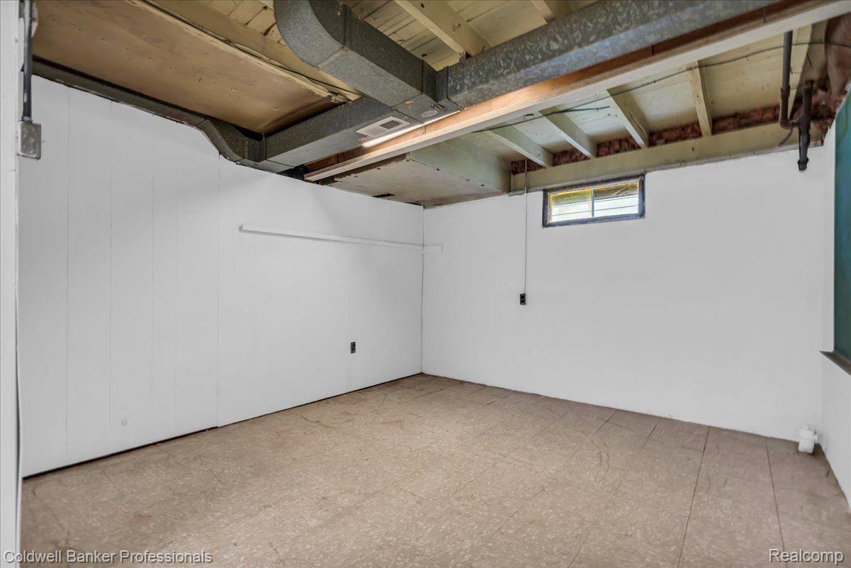 14920 FLANDERS Street