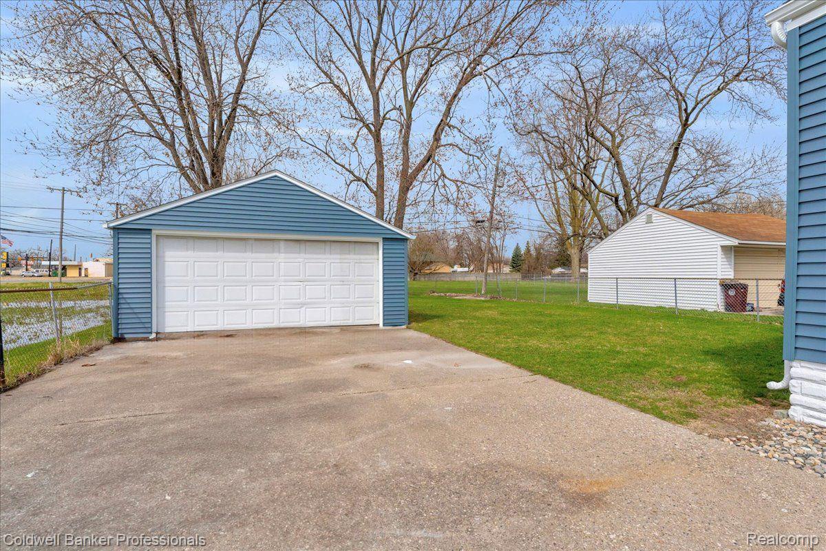 14920 FLANDERS Street