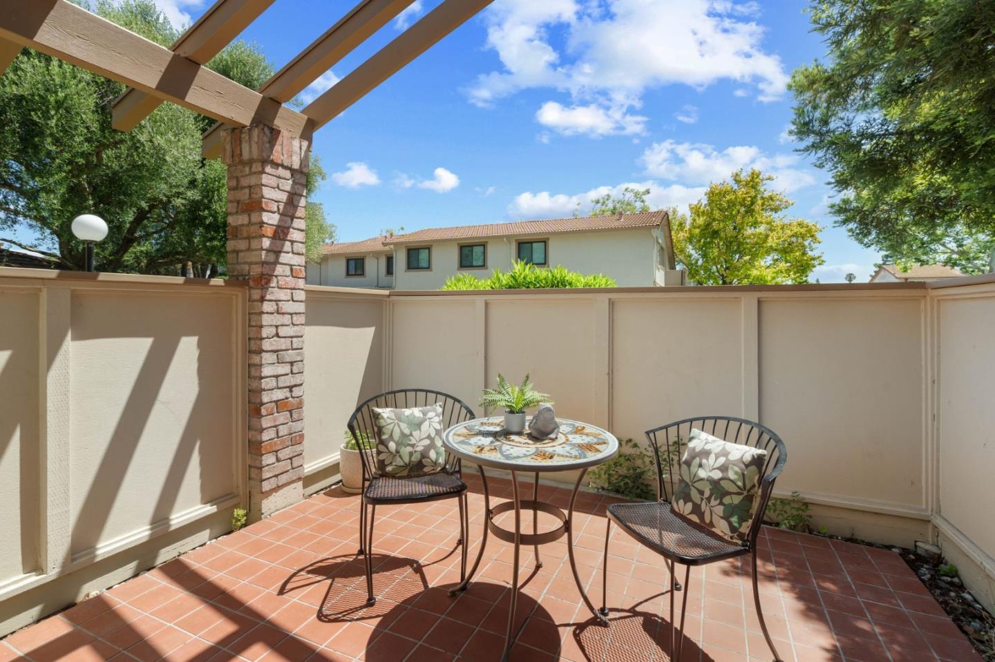 403 Colony Knoll Drive