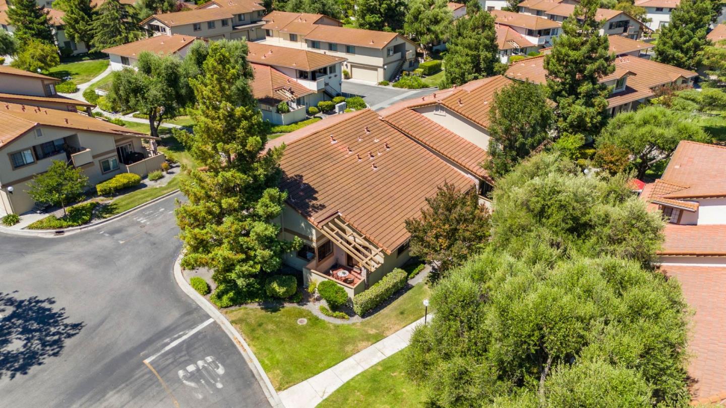 403 Colony Knoll Drive