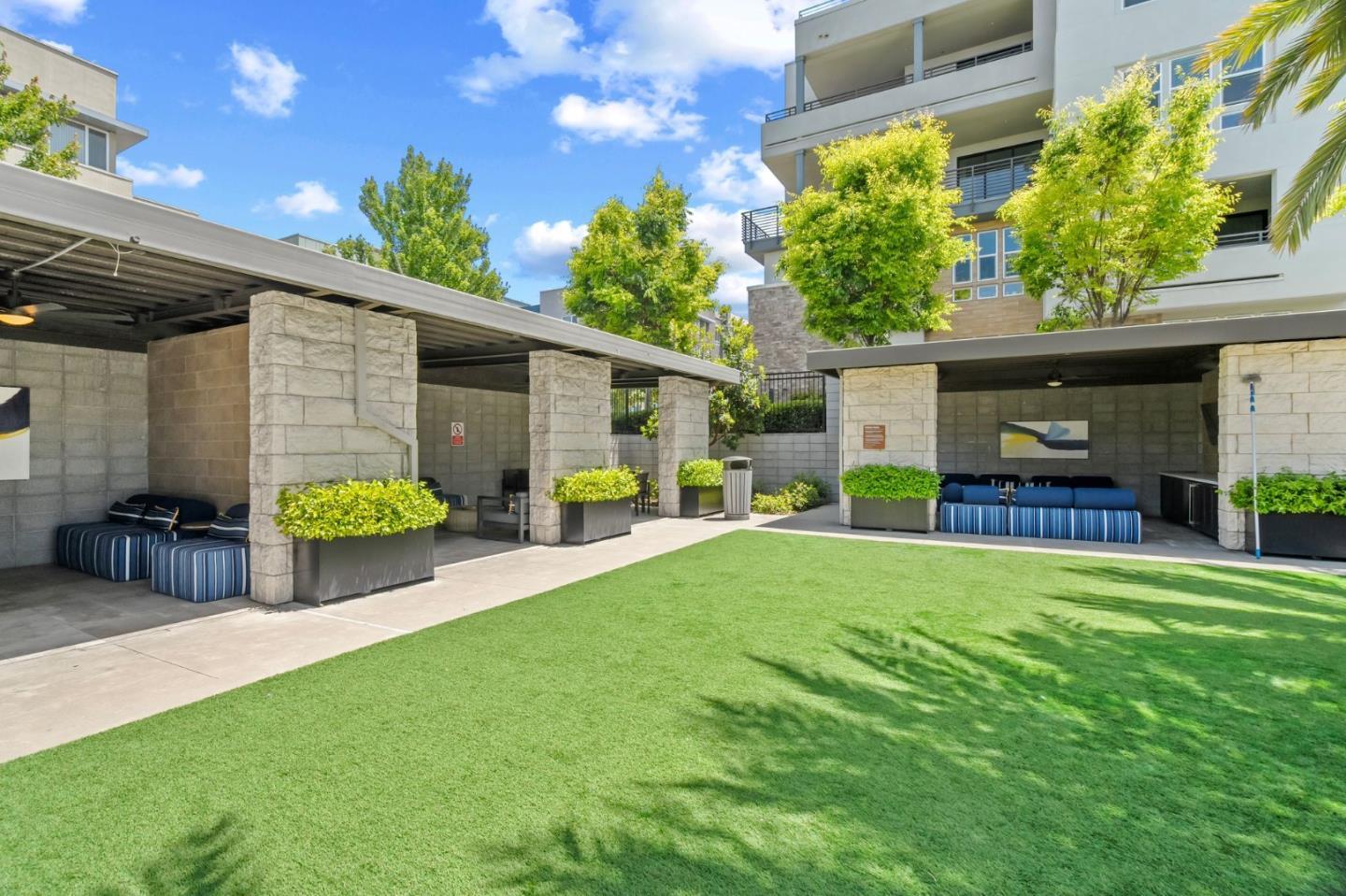 45228 Tom Blalock ST 306