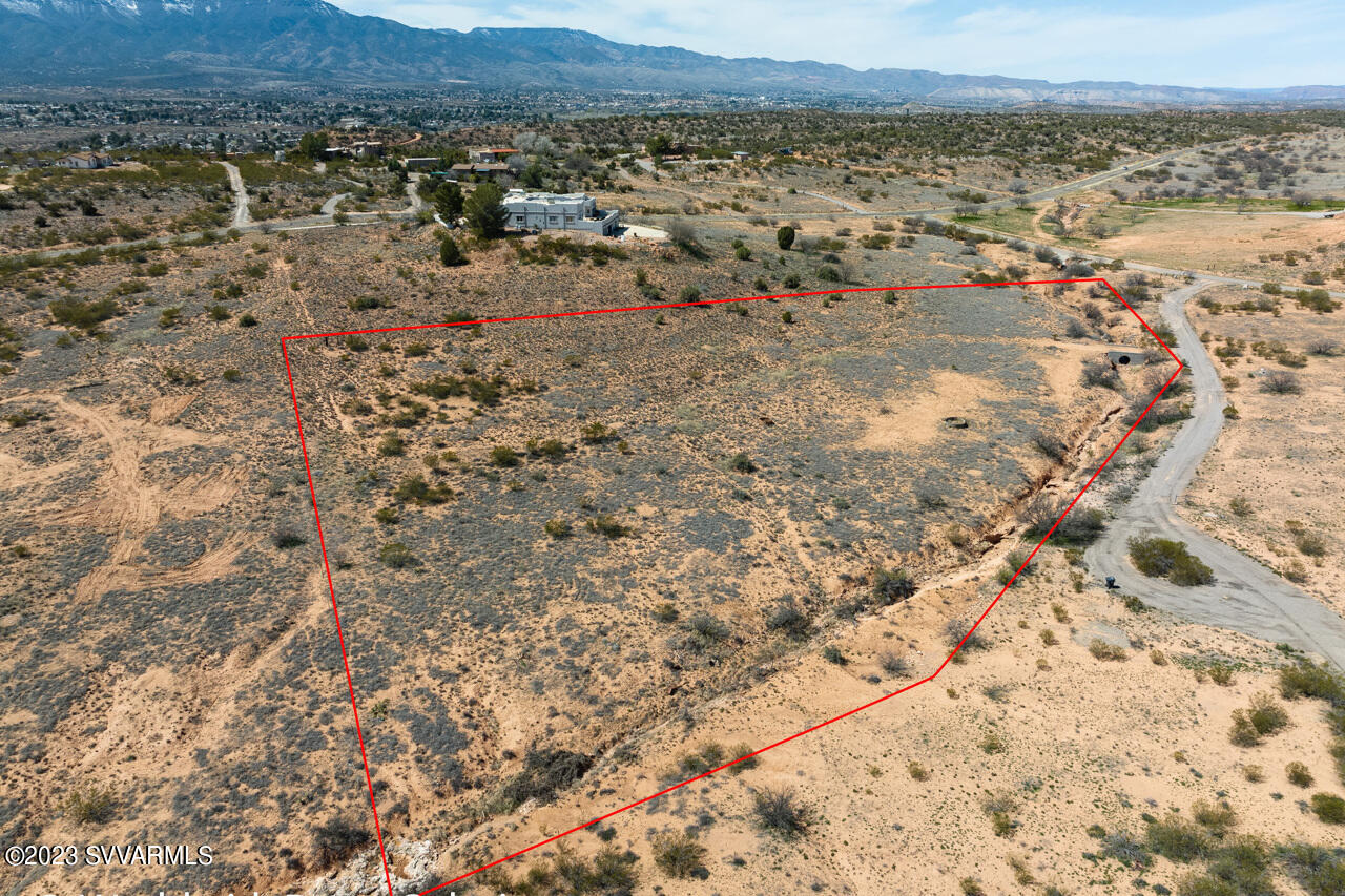 00 S Singing Spur Trail