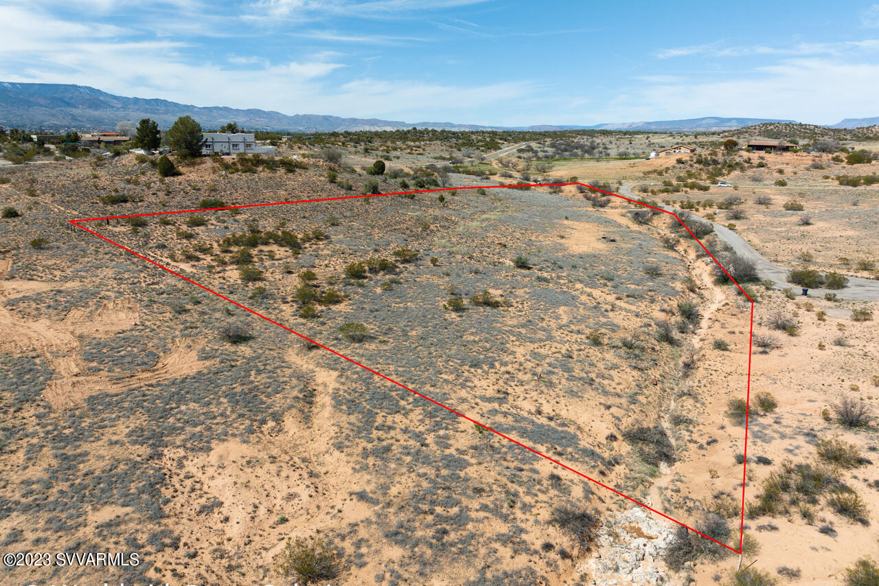 00 S Singing Spur Trail