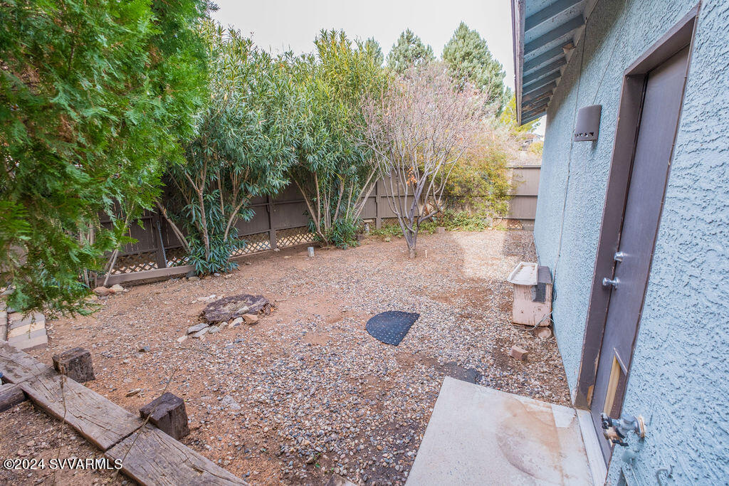 1516 S Gray Bar Drive