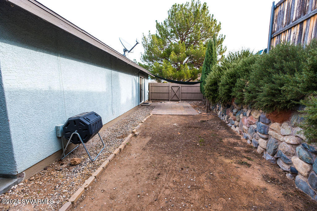 1516 S Gray Bar Drive