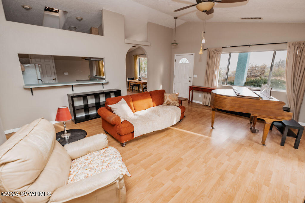 1516 S Gray Bar Drive