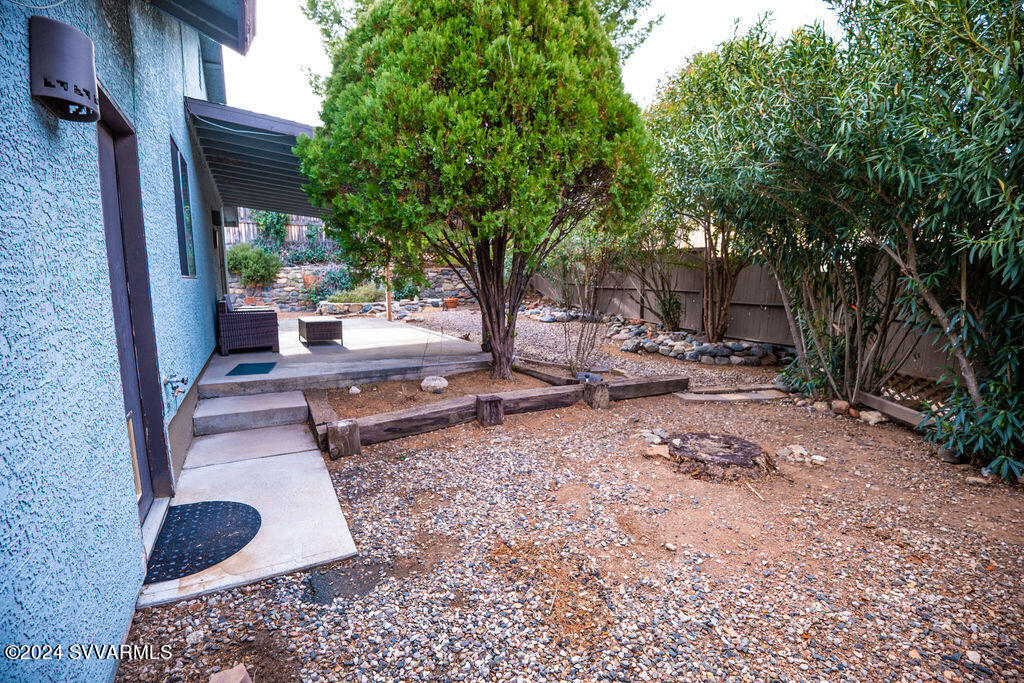 1516 S Gray Bar Drive