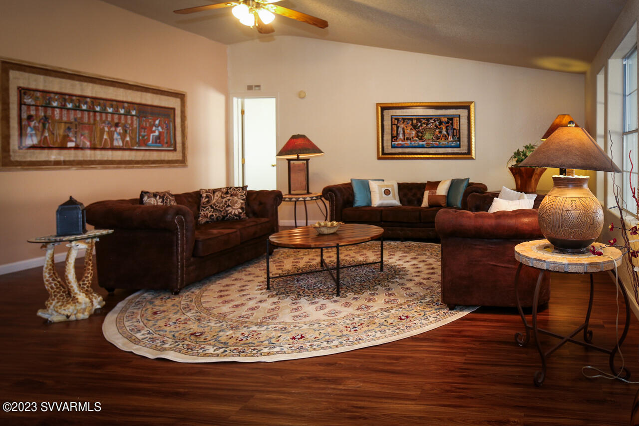 2050 W State Route 89a, 352