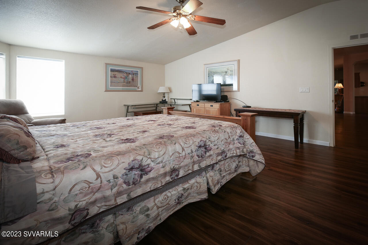 2050 W State Route 89a, 352