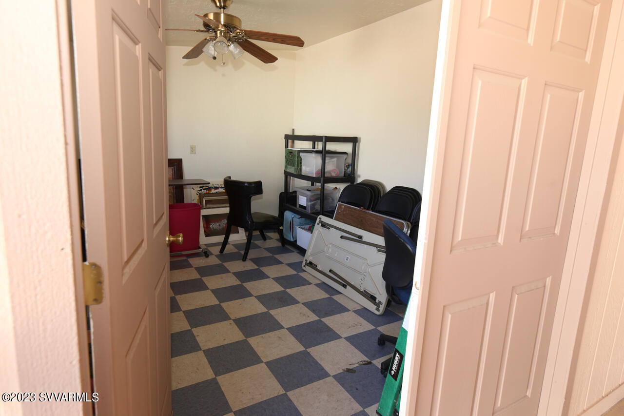 2050 W State Route 89a, 352