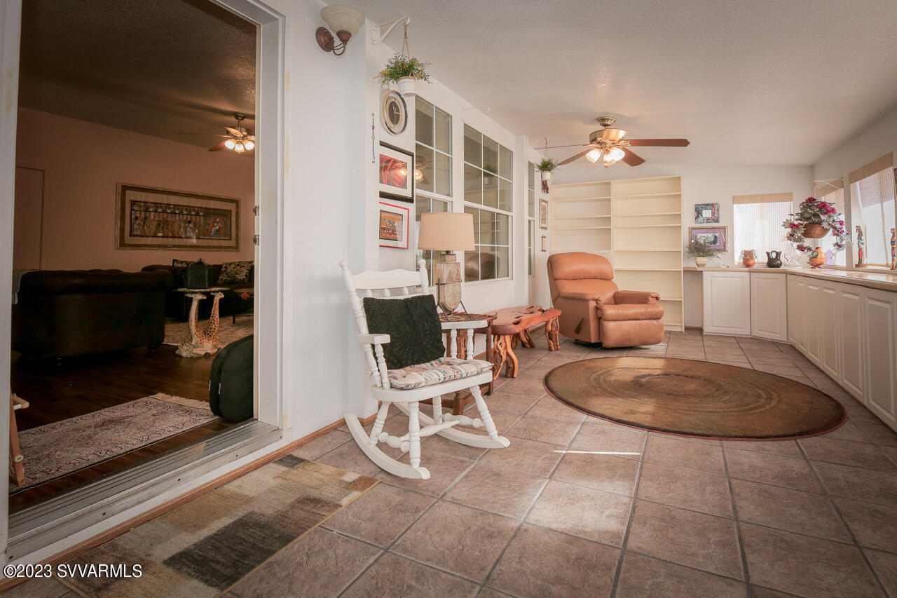 2050 W State Route 89a, 352