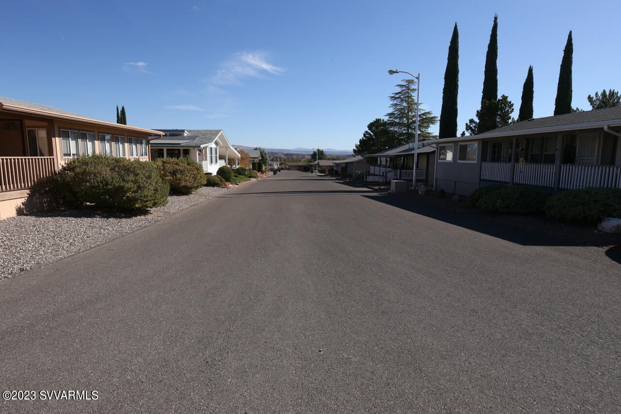 2050 W State Route 89a, 352