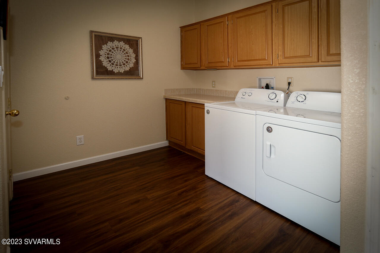 2050 W State Route 89a, 352