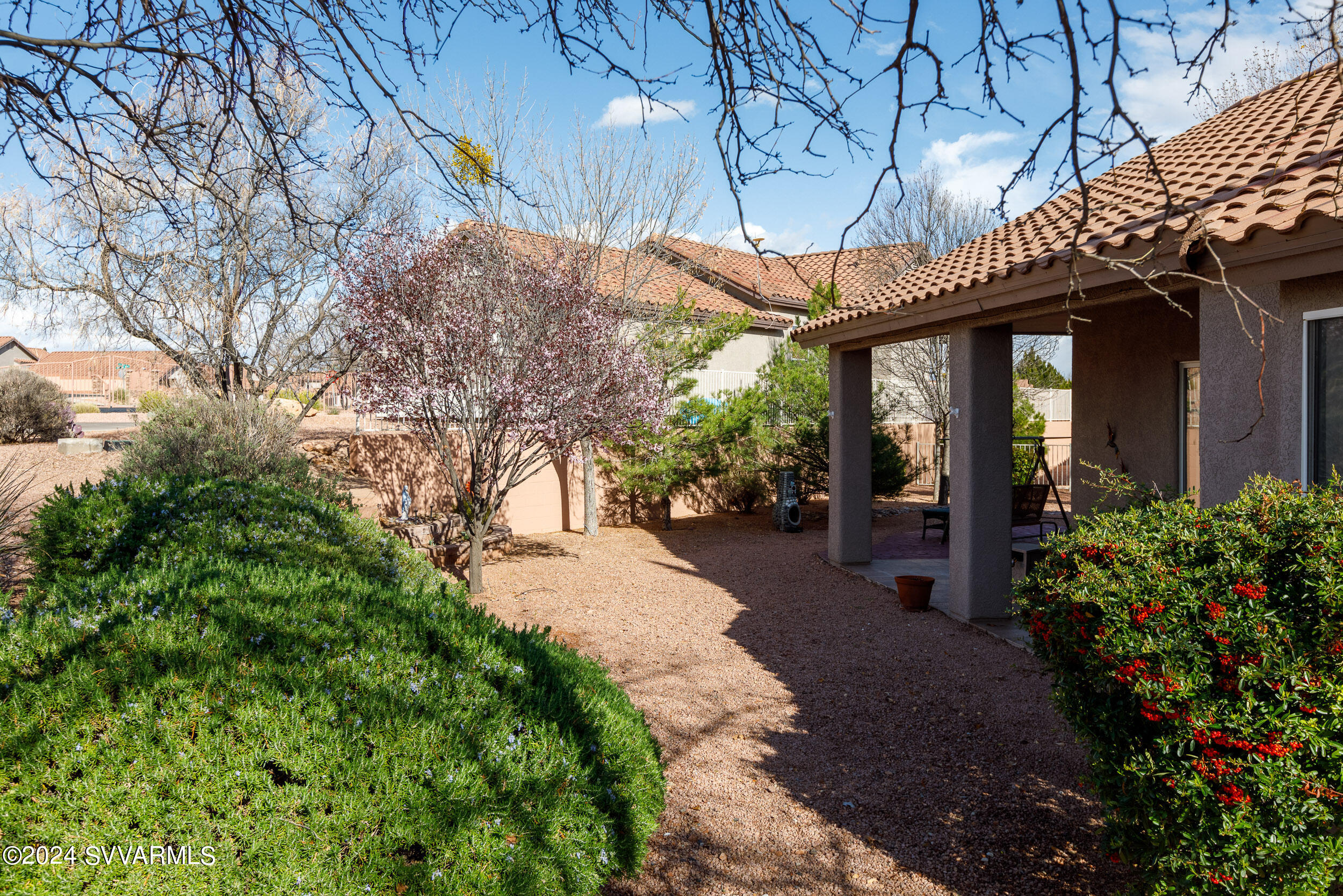 515 S Camino De Encanto