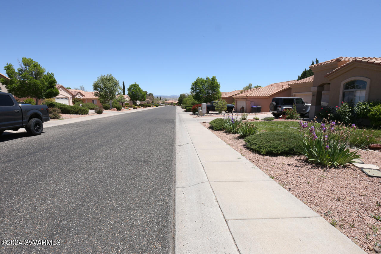 1305 E Crestview Drive