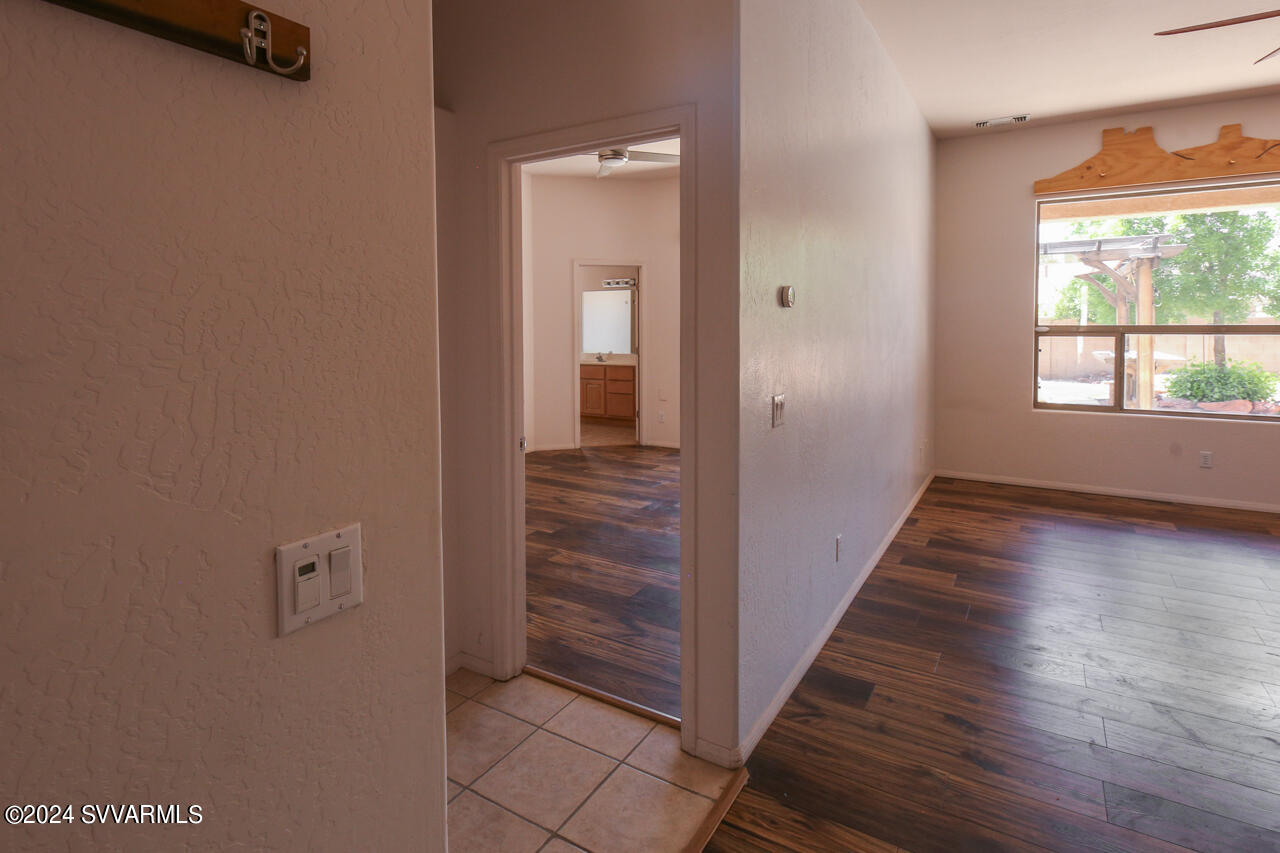 1305 E Crestview Drive