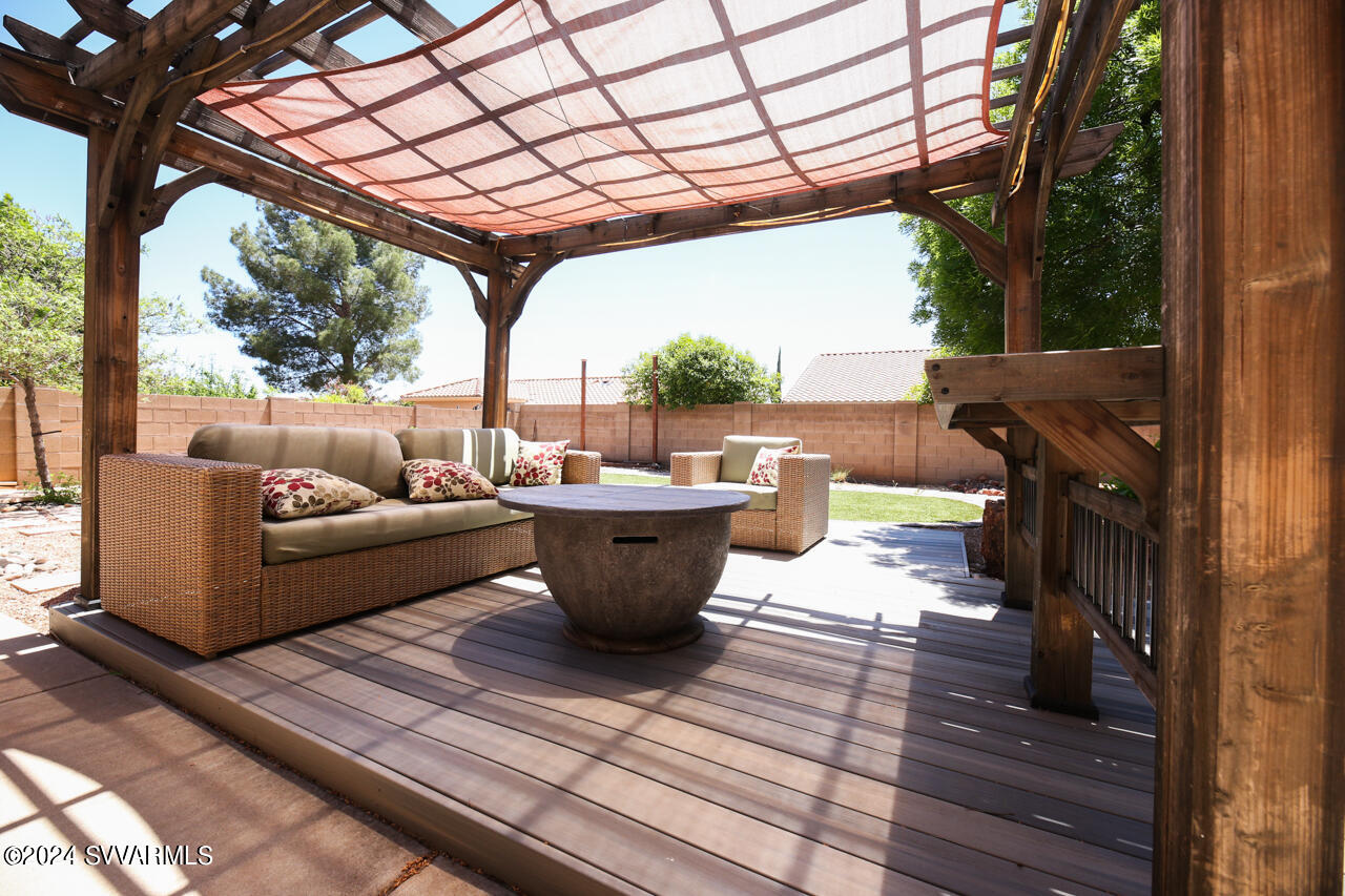 1305 E Crestview Drive