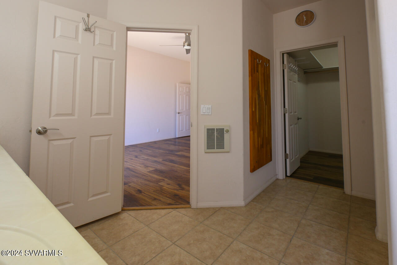 1305 E Crestview Drive