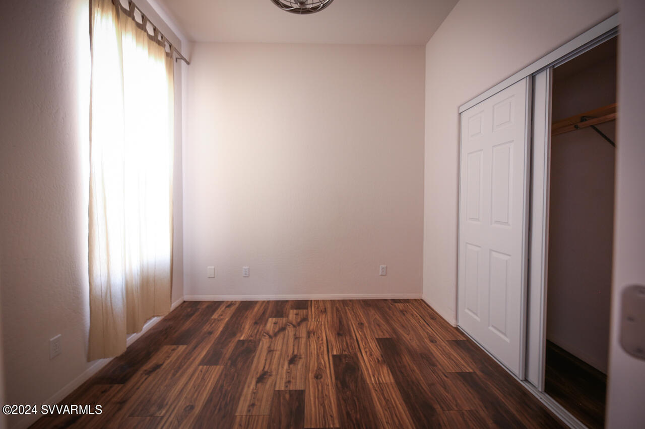 1305 E Crestview Drive