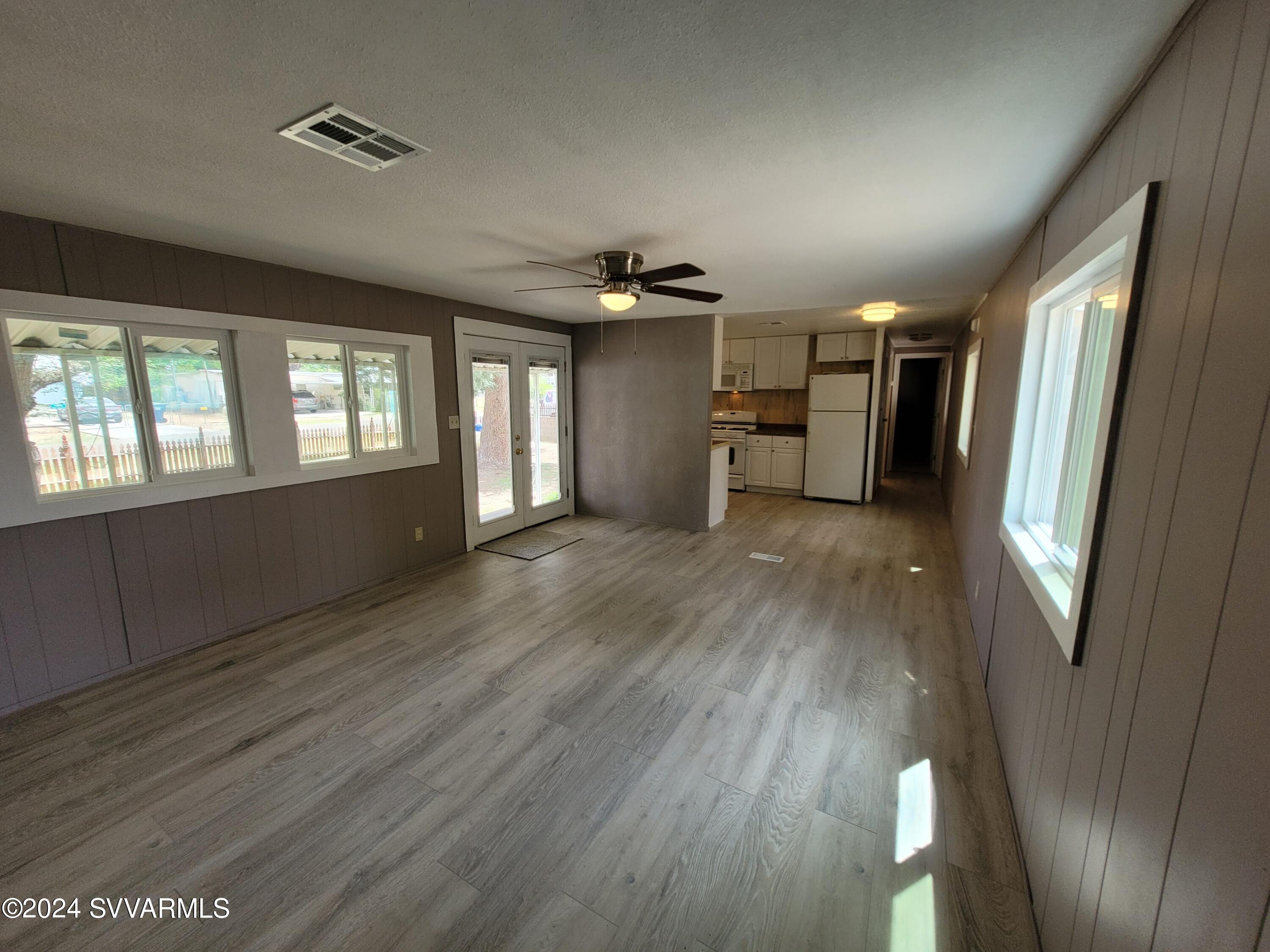 4225 E Clear Creek Drive