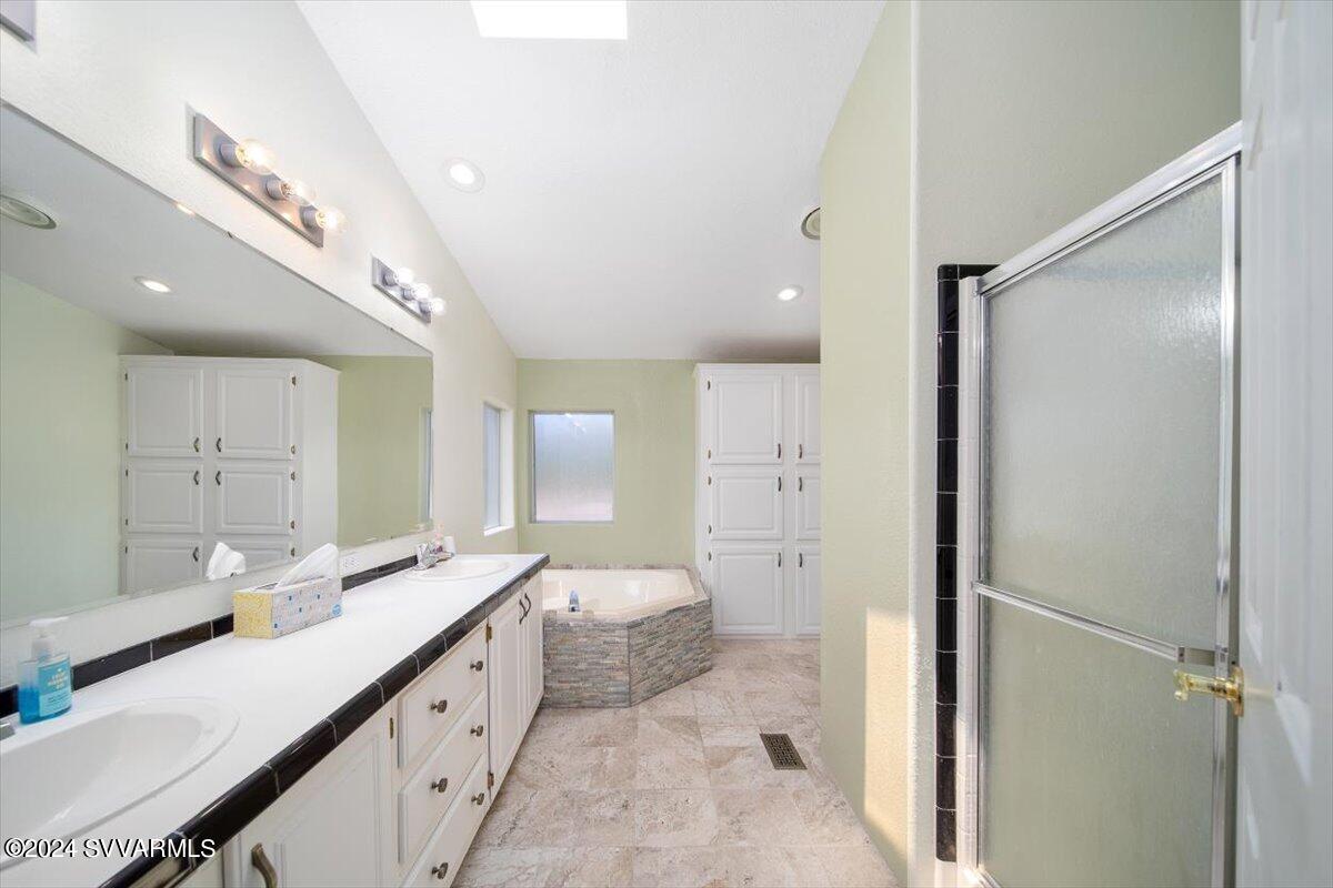 1552 E River Bend Road