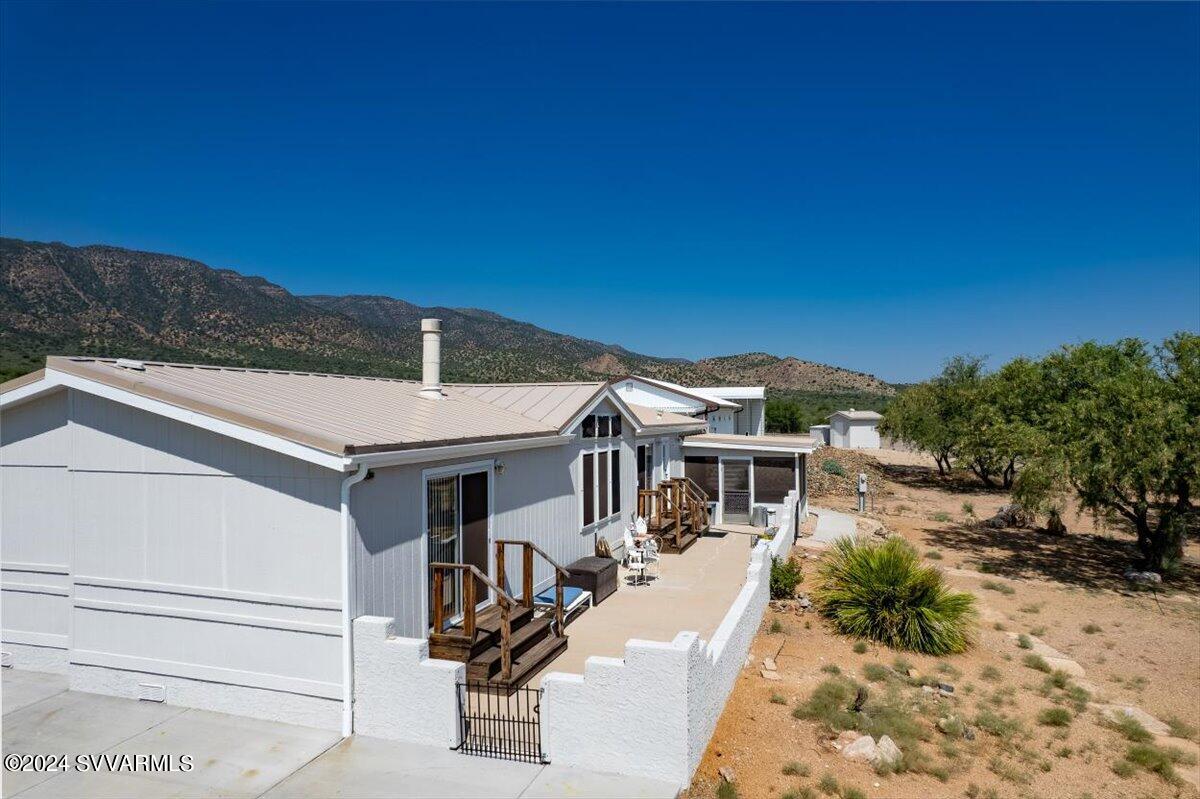 1552 E River Bend Road