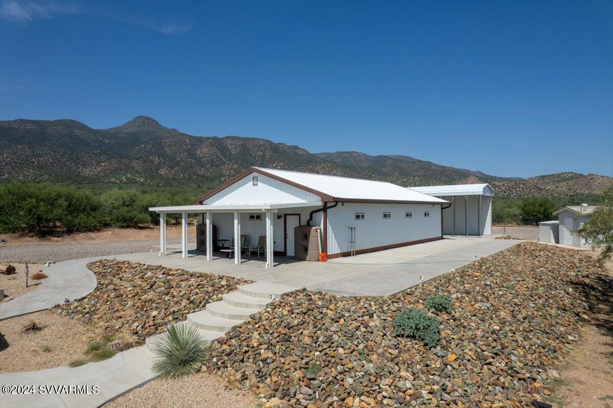 1552 E River Bend Road