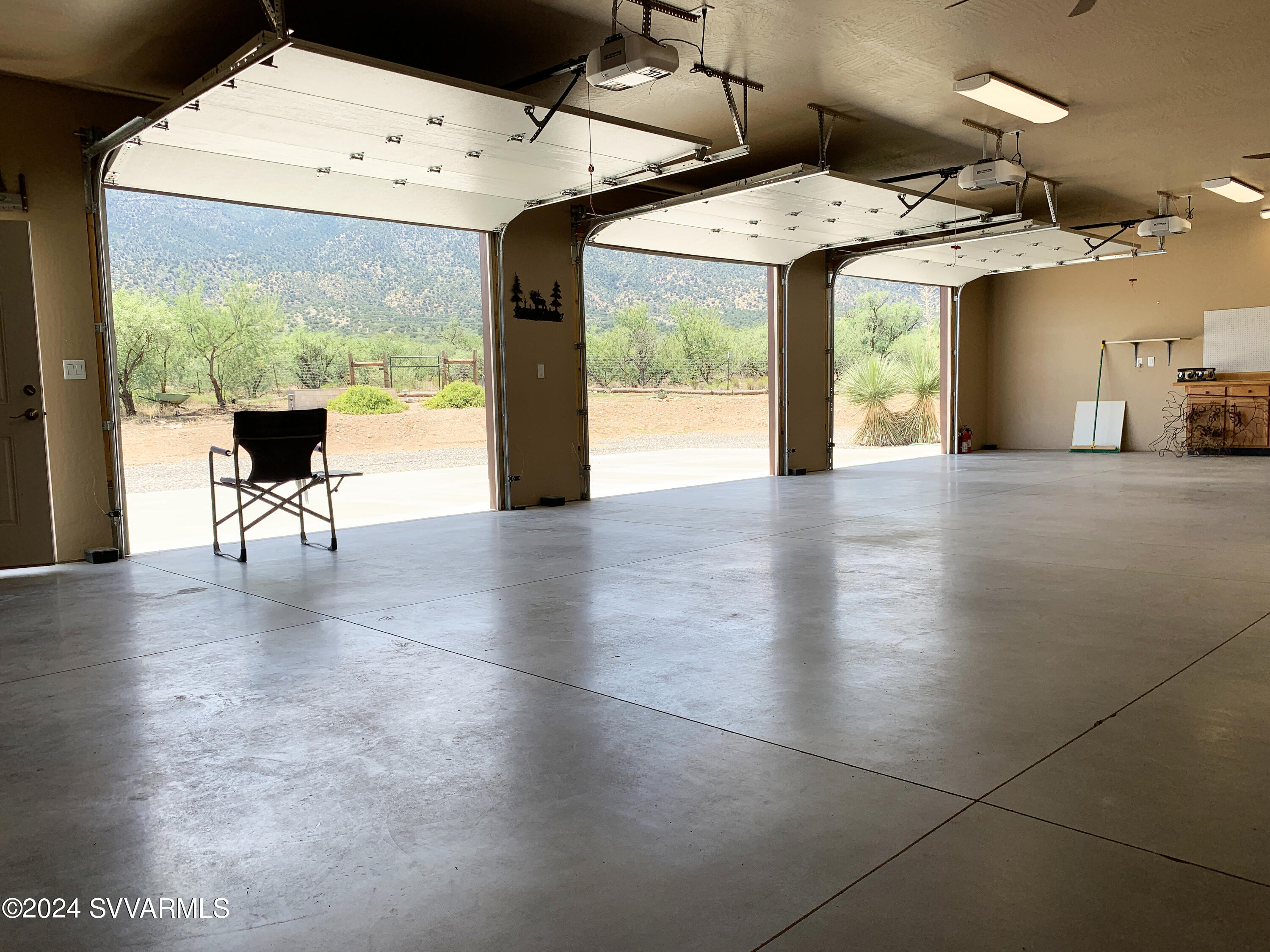 1552 E River Bend Road