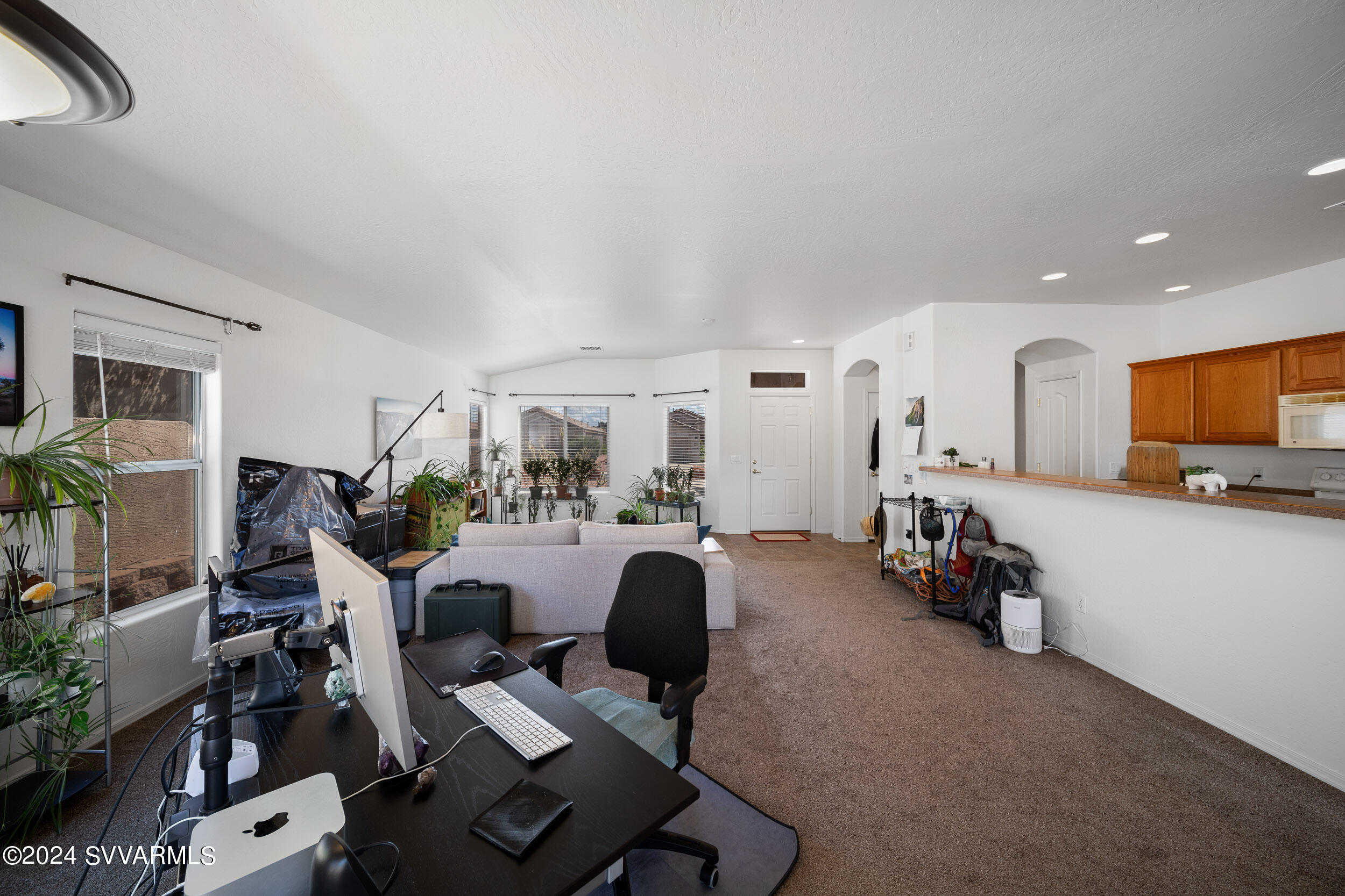 672 S Santa Fe Trail