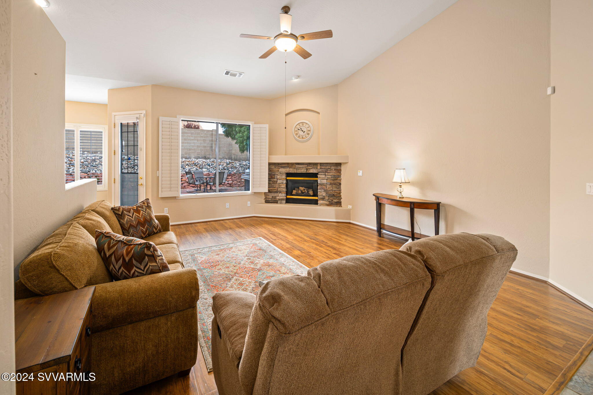 1400 E Ridgeview Drive