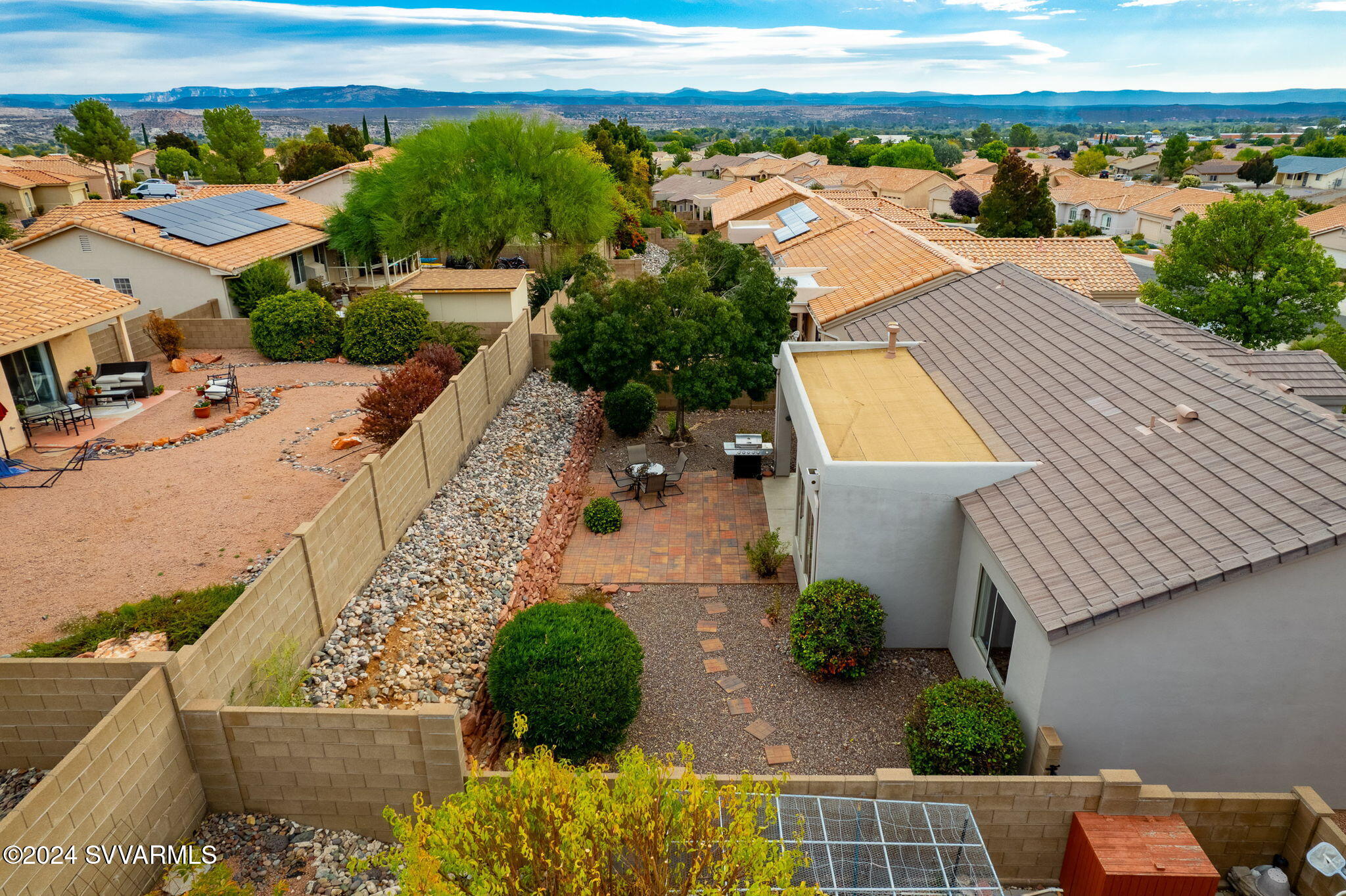 1400 E Ridgeview Drive