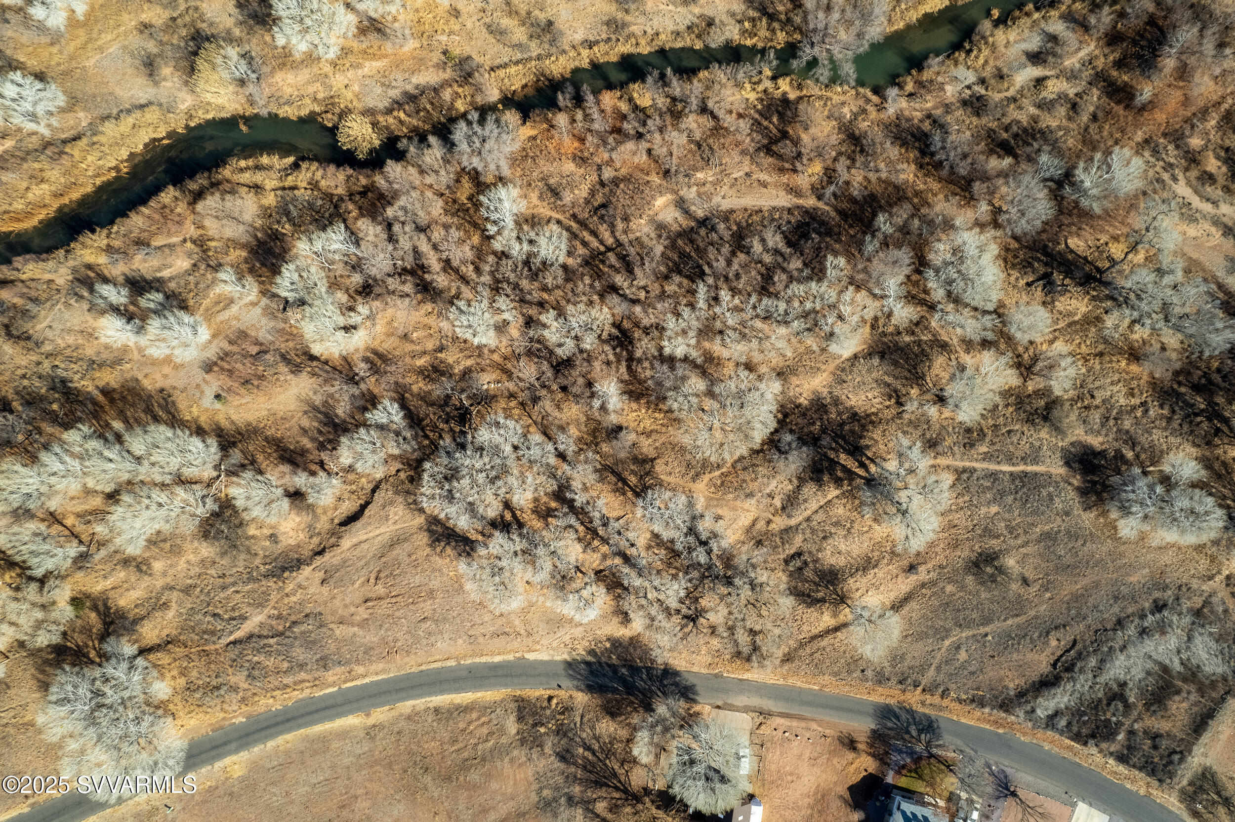 4616 E Comanche Drive