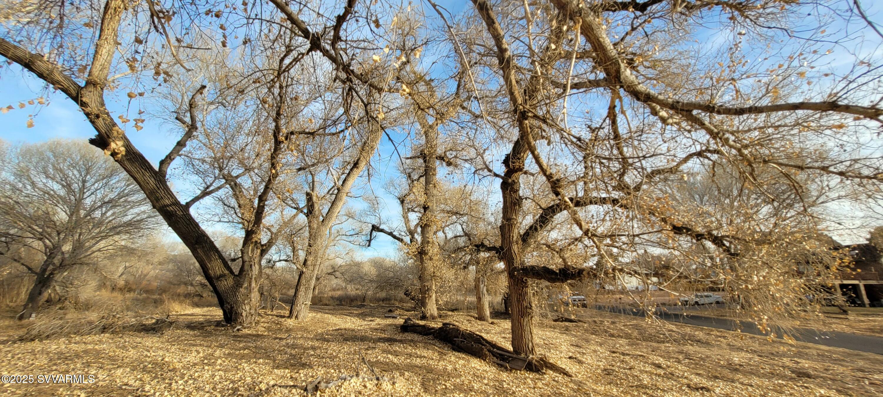 4616 E Comanche Drive