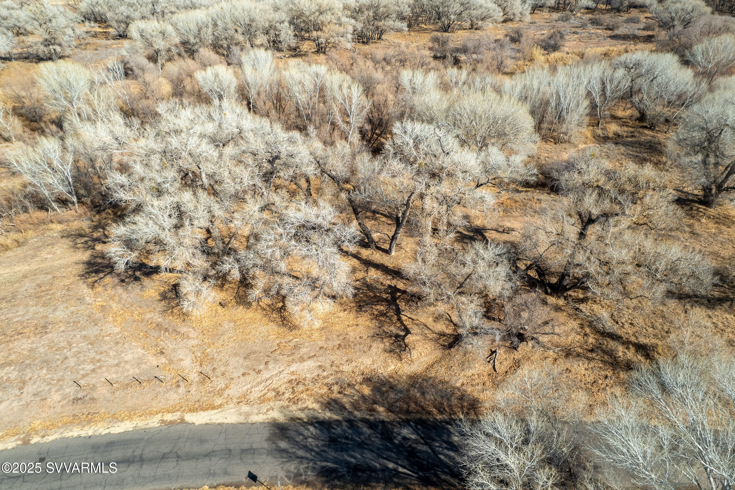 4616 E Comanche Drive