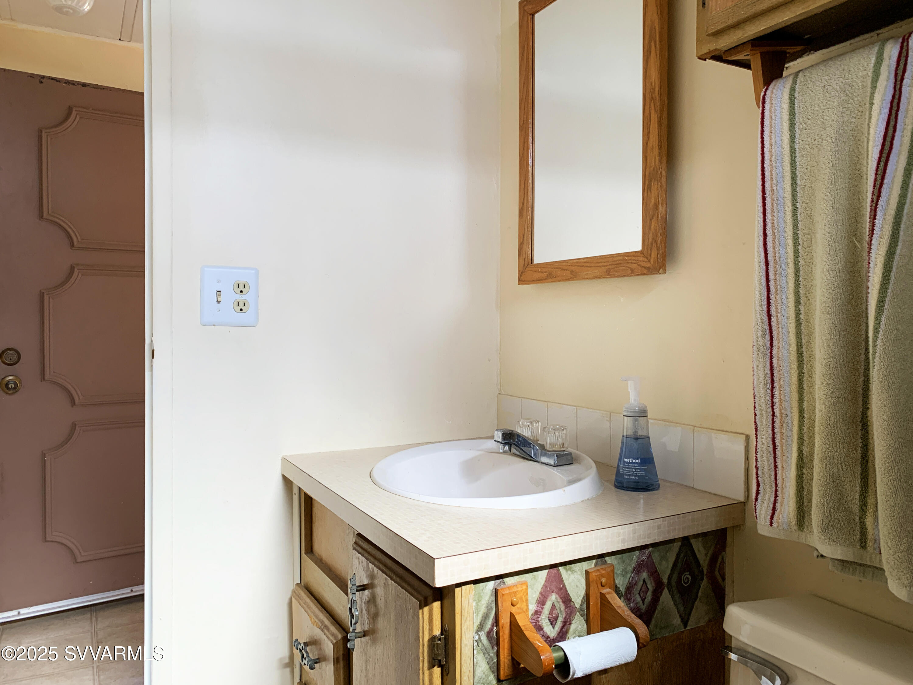 5702 E River Run Drive